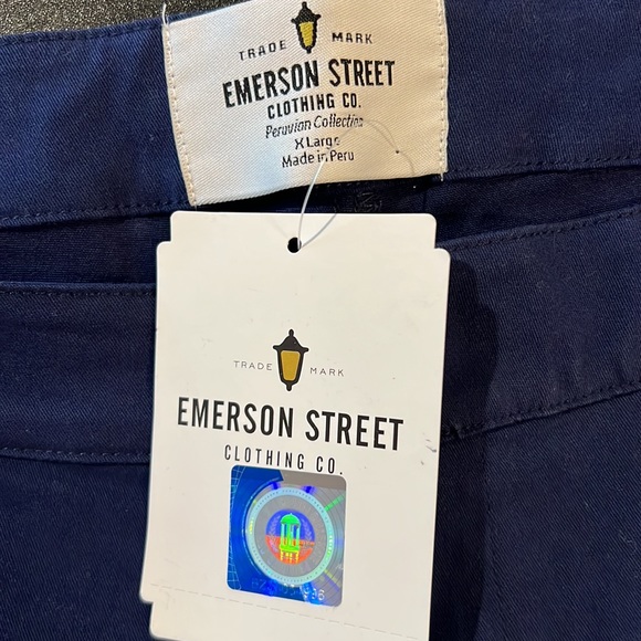 Emerson Street Women’s Shorts Navy Size XL (Great for College game day) - Picture 4 of 4